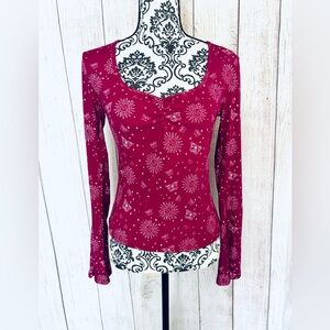 Rue21 Women’s Maroon Celestial Butterfly Print Rib Ruched Front Bell SleeveTop